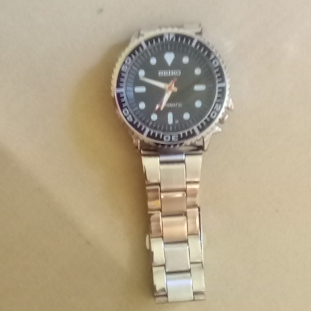 Seiko modified diver's wrist watch.